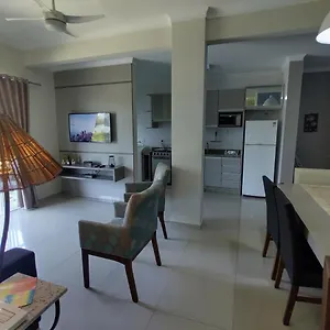 Centro, 02 Dorm, ótima Localização Apartamento